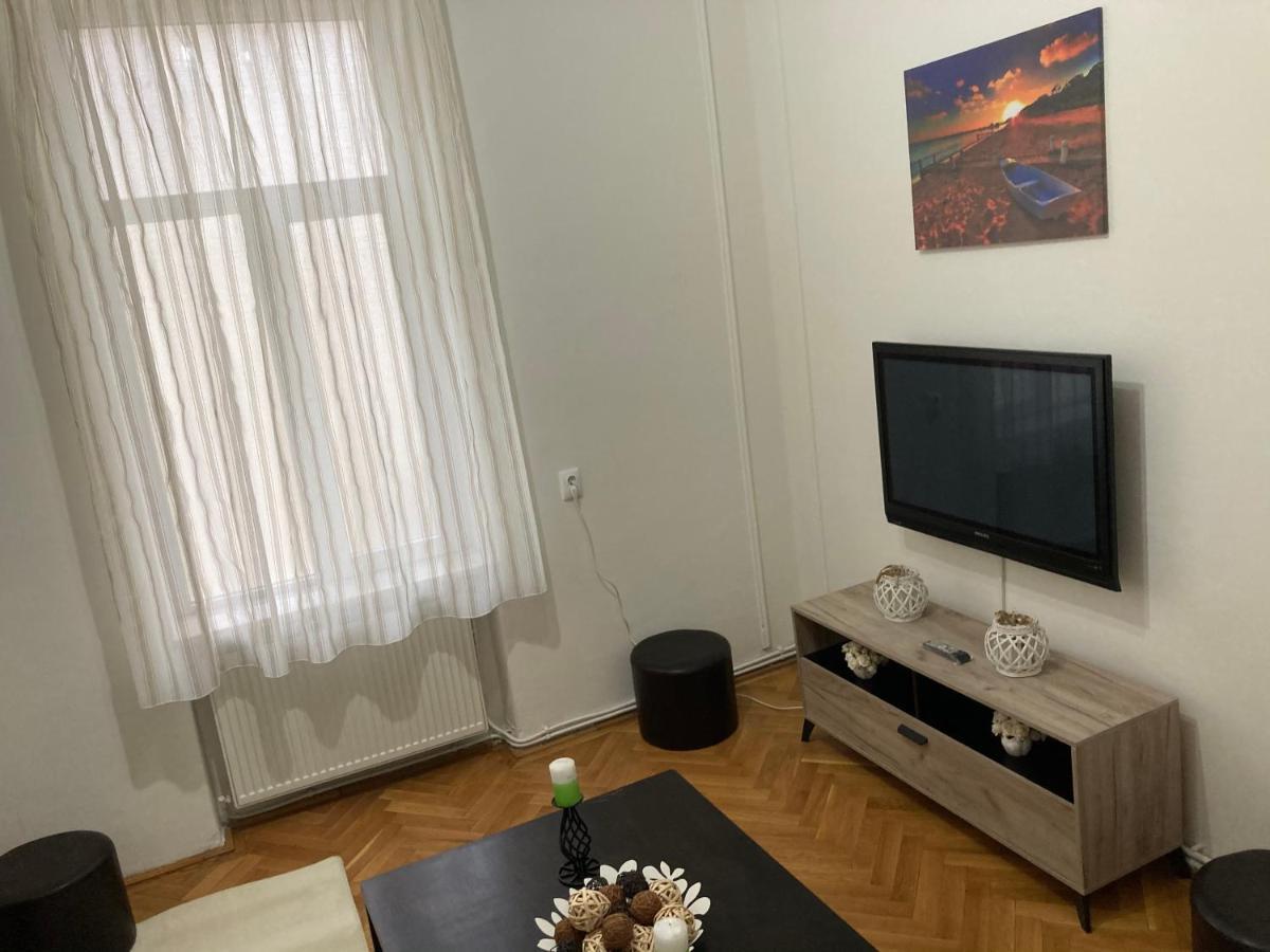 Irina Apartments Piteşti Exterior foto